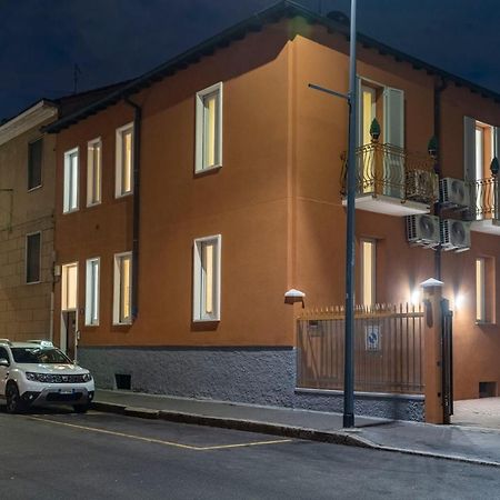 Leader Apartment 1 - Monzino - Hockey Msg Arena - Linate - Milano Dış mekan fotoğraf