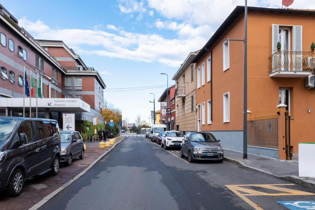 Leader Apartment 1 - Monzino - Hockey Msg Arena - Linate - Milano Dış mekan fotoğraf