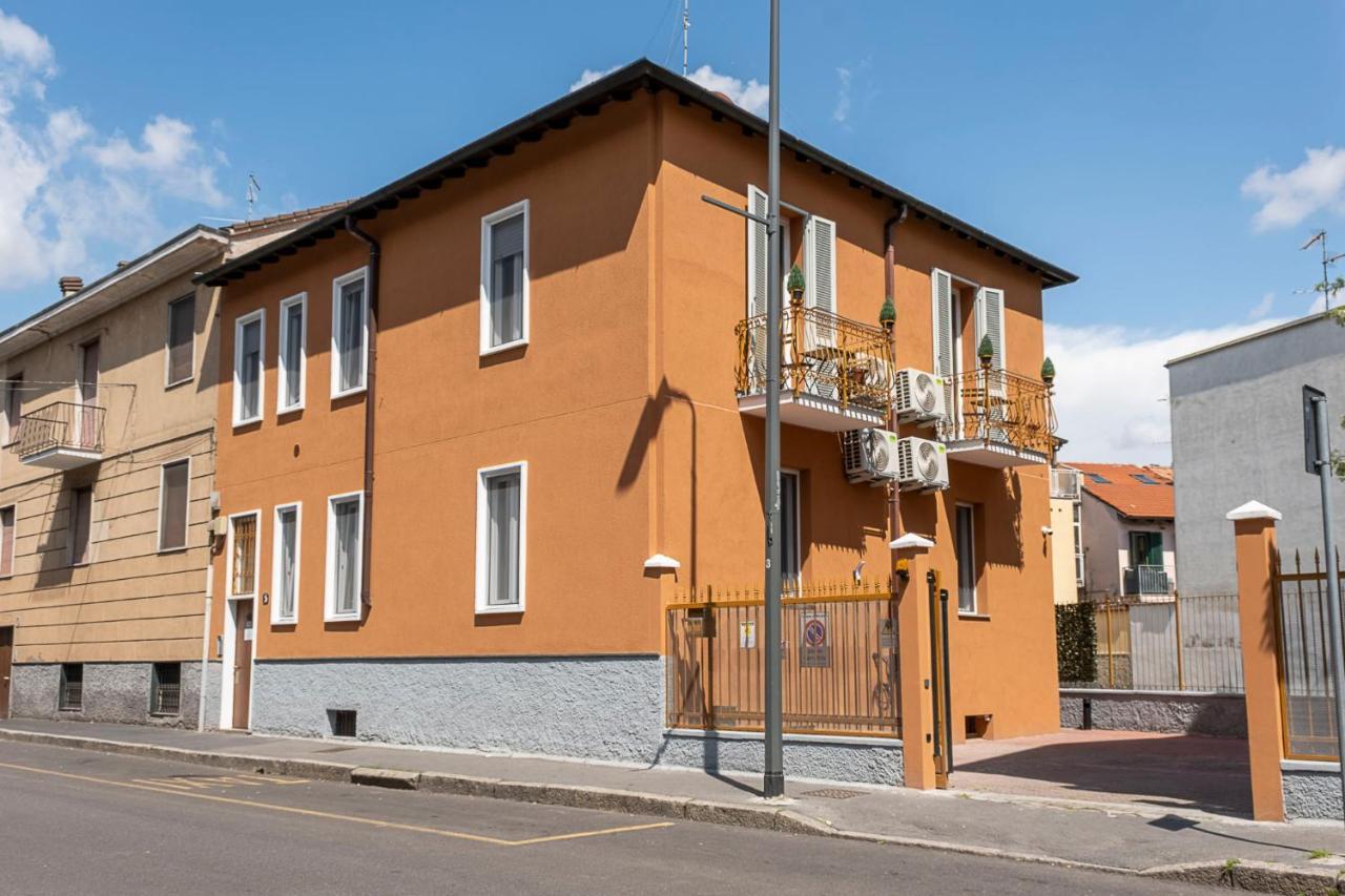 Leader Apartment 1 - Monzino - Hockey Msg Arena - Linate - Milano Dış mekan fotoğraf